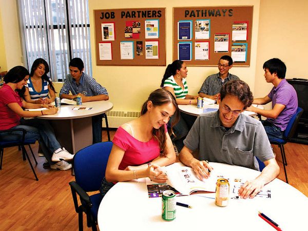 Victoria School of English